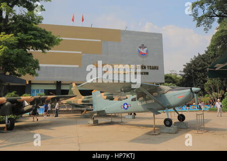 War Remnants Museum in Ho-Chi-Minh-Stadt, Vietnam. War Remnants Museum ist eines der beliebtesten Museen in Vietnam 500000 Besucher pro Jahr anzieht. Stockfoto