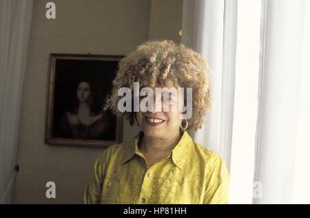 Angela DAVIS - Datum: 20030801 © Basso Cannarsa/Opale Stockfoto