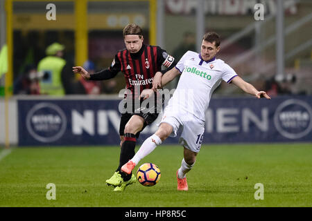 Mailand, Italien. 20 Februar 2017: Ignazio Abate (links) o AC Milan und Sebastian Cristoforo von ACF Fiorentina um den Ball in die Serie A Fußballspiel zwischen AC Mailand und ACF Fiorentina kämpfen. Bildnachweis: Nicolò Campo/Alamy Live-Nachrichten Stockfoto