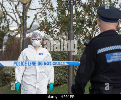 Brentwood, Essex 20. Februar 2017 Polizei und forensische Untersuchungen weiter an der Brentwood Centre folgendes behauptet "Gangland" schießen. Bildnachweis: Ian Davidson/Alamy Live-Nachrichten Stockfoto