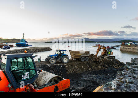 Bantry Hafen-Entwicklung in Bantry, West Cork, Irland mit textfreiraum setzt Arbeit fort. Stockfoto