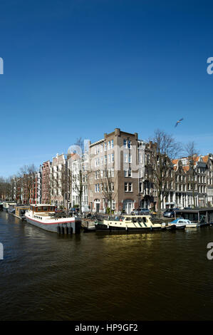 Hausboote auf Brouwersgracht Stockfoto