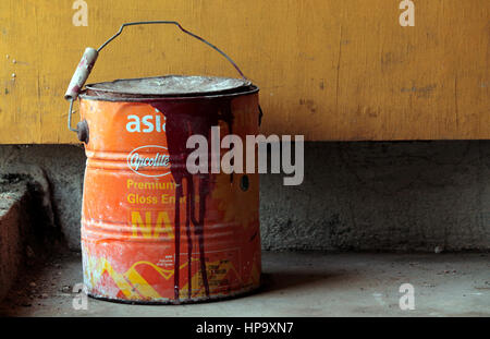 Farbe Zinn Stockfoto