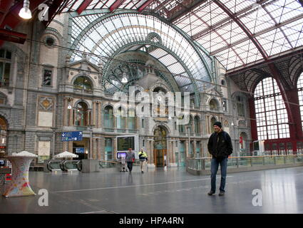 Inneren fo des frühen 20. Jahrhunderts Hauptbahnhof Antwerpen, Antwerpen, Belgien Stockfoto