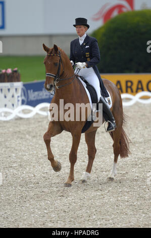 World Equestrian Games, Aachen, Dressur - 22. August 2006, Heike Kemmer (GER) Reiten Bonaparte Stockfoto