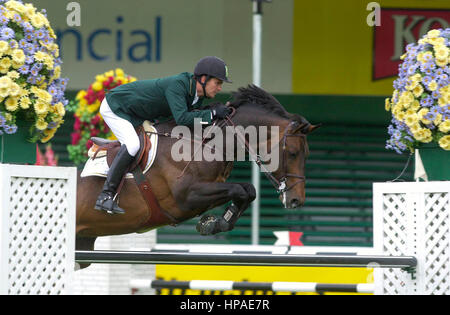 Die nordamerikanischen, Spruce Meadows 2004, Bernardo Alves (BRA) Reiten Canturo Stockfoto