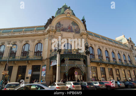 Außenbereich des Gemeindehauses in Prag Tschechische Republik Stockfoto