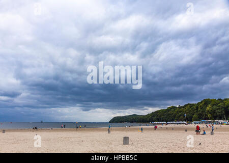 Kommunale Strand in Gdynia Stadt, Ostsee, Polen. Bewölkten Sommertag Stockfoto