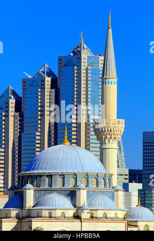 Tokyo Camii Shinjuku Wolkenkratzer Hintergrund Shibuya Tokio Japan Stockfoto