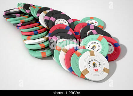 Einem gefallenen Stapel verschiedener Werte von Casino-Chips auf einem isolierten weißen Hintergrund - 3D render Stockfoto