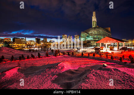 Winnipeg Nacht Skyline, The Forks, Canadian Museum for Human Rights Stockfoto