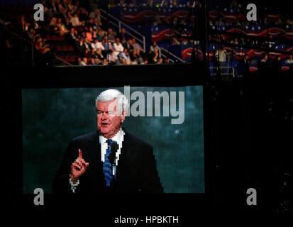 Ehemaliger Sprecher des Vereinigte Staaten Repräsentantenhauses Newt Gingrich ist auf dem Fernseher gesehen, während der Rede bei der republikanischen nationalen Co Stockfoto