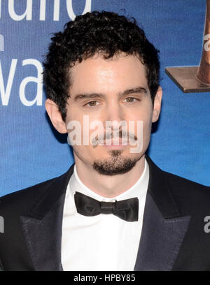 Damien Chazelle und Olivia Hamilton teilnehmen 2017 Writers Guild L.A. Preisverleihung bei The Beverly Hilton Hotel in Beverly Hills, Kalifornien am 19. Februar 2017. Stockfoto