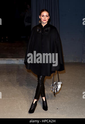 Olivia Palermo an der Burberry London Fashion Woche Show Maker House, Manette Street, London. Stockfoto