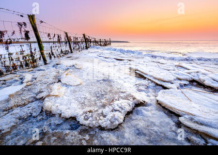 Winter-Sonnenaufgang am Punt van Reide in den Niederlanden Stockfoto