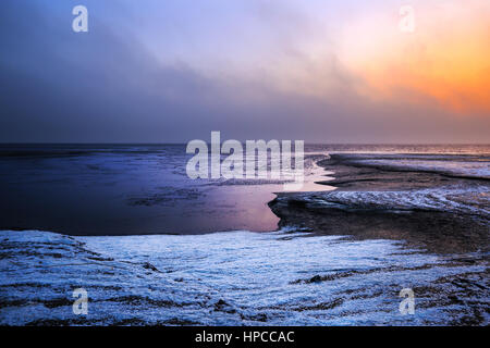 Winter-Sonnenaufgang am Punt van Reide in den Niederlanden Stockfoto