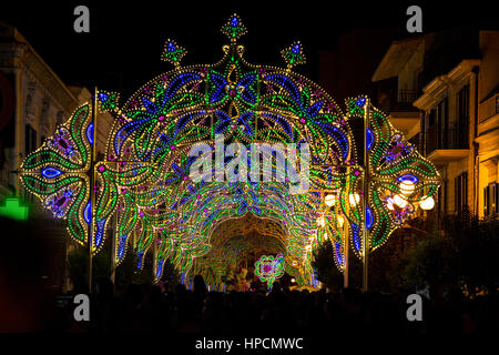 Italien, Apulien, Spinazzola, traditionelle "Luminarie" Festival in der Stadtmitte Stockfoto