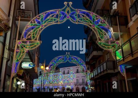 Italien, Apulien, Spinazzola, traditionelle "Luminarie" Festival in der Stadtmitte Stockfoto