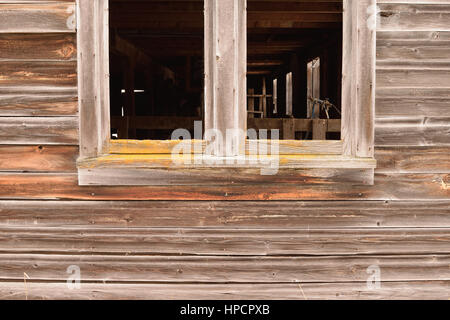 Alte Scheune Abstellgleis Holz und Fenster Stockfoto