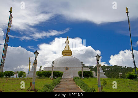 Sangchen Dorji Lhundrop Koeling Buddhistisches College für Nonnen im Mo Chhu Tal, Bhutan Stockfoto