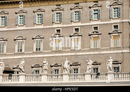 Vatikanstadt - 12. März 2016: Die päpstlichen Gemächer in der Vatikanstadt ist der Ort, wo Papst Francis I hält das Angelus-Gebet und Rede Stockfoto