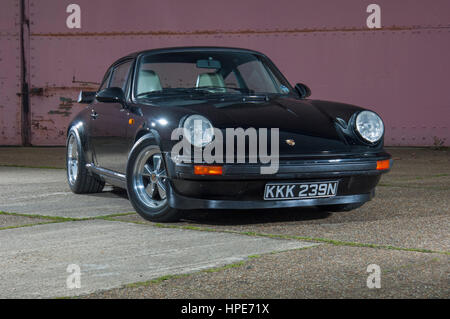 1995 964 Form Porsche 911 Whale tail mit Retro-styling Stockfoto