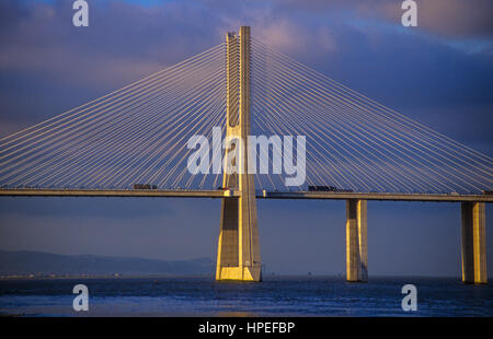 Vasco da Gama Bridge, Lissabon. Portugal. Stockfoto