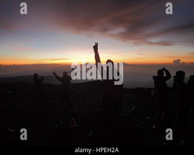 Semeru sonnenaufgang Berg Stockfoto