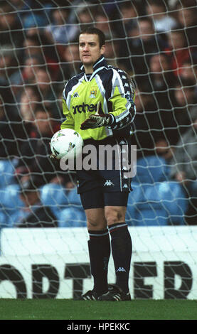 MARTYN HALBBD MANCHESTER CITY FC 8. Dezember 1997 Stockfoto