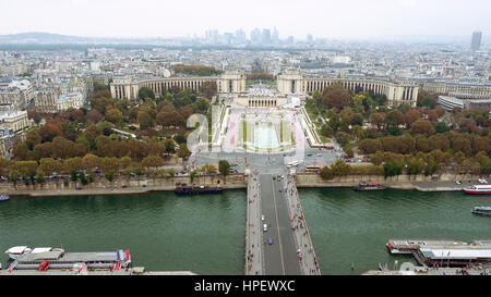 Paris-Luftbild von Trocadero, Seineufer und Jena-Brücke in Paris, Frankreich Stockfoto