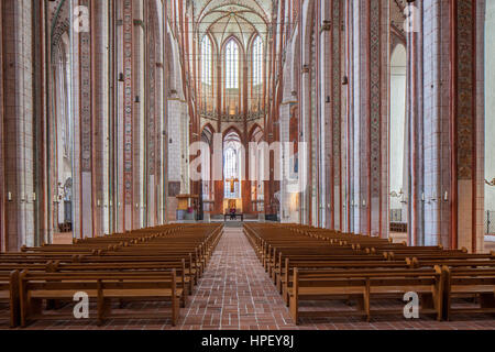 Innenansicht der Lübecker Marienkirche / St.-Marien-Kirche in Lübeck, Schleswig-Holstein, Deutschland Stockfoto