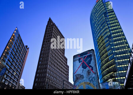 Potsdamer Platz. Stück von der Wand. Berlin. Deutschland Stockfoto