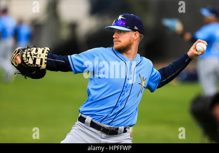 Port Charlotte, Florida, USA. 21. Februar 2017. WILL VRAGOVIC | Times.Tampa Bay Strahlen Shortstop Jake Hager (69) während des Spring Training Trainings bei Charlotte Sportpark in Port Charlotte, Florida auf Dienstag, 21. Februar 2017. Bildnachweis: Willen Vragovic/Tampa Bay Times / ZUMA Draht/Alamy Live News Stockfoto