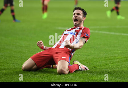 Dpatopbilder - Fußball: Championsleague, Bayer Leverkusen - Atlético Madrid, K.o.-Runde, Hinspiel Octos bin 21.02.2017 in der BayArena, Leverkusen (Nordrhein-Westfalen). Saul Niguez von Atletico Jubelt Über Sein Tor Zum 0:1. Foto: Marius Becker/Dpa Foto: Marius Becker/Dpa +++(c) Dpa - Bildfunk +++ Stockfoto