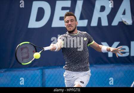 Delray Beach, FL, USA. 21. Februar 2017. DELRAY BEACH, FL - Februar 21: Damir Dzumhur(BIH) in Aktion hier besiegt Konstantin Kravchuk(RUS) 63 64 in 2017 Delray Beach öffnen ATP 250 Ereignis in gehalten in Delray Beach, Florida. Bildnachweis: Andrew Patron/Zuma Draht Credit: Andrew Patron/ZUMA Draht/Alamy Live-Nachrichten Stockfoto