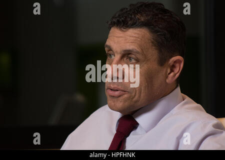 Datei Bilder, Paris, Frankreich, 9. März 2016, Xavier BEULIN in seinem Büro bei Avril Groupe HQ ein Journalist Fragen zu beantworten. Xavier BEULIN starb an einem Herzinfarkt. . Bildnachweis: Laurent Poinet/Alamy Live-Nachrichten Stockfoto