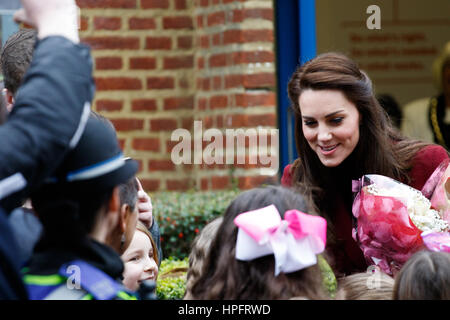 Nebel, Action für Kids, Pontypool, Torfaen, Süd-Wales, UK. 22. Februar 2017. Die Herzogin von Cambridge besucht heute zum ersten Mal seit er Patron im Dezember letzten Jahres. Bildnachweis: Andrew Bartlett/Alamy Live-Nachrichten Stockfoto