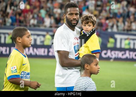 31. Mai 2015: Fernando Varela #33 von FCSB und seine Kinder am Ende des Finals Cupa Romaniei Timisoreana 2014-2015 (Rumänien Timisoreana Pokalfinale) Spiel zwischen FC Universitatea Cluj ROU und FC Steaua Bukarest ROU in National Arena, Bukarest, Rumänien ROU. Foto: Catalin Soare Stockfoto