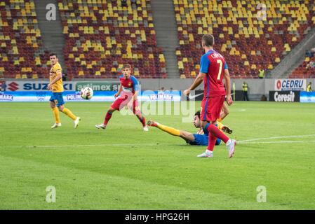 11. Juli 2015: Sofian Moussa #9 von Petrolul Ploiesti unten in Aktion während der Fußball-Liga-Profesionista de Fotbal Rumänien LPF - FC Steaua Bukarest gegen FC Petrolul Ploiesti am National Arena, Bukarest, Rumänien ROU. Foto: Catalin Soare Stockfoto