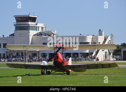 Tiger Moth Shoreham Flughafen (1 von 2) Stockfoto