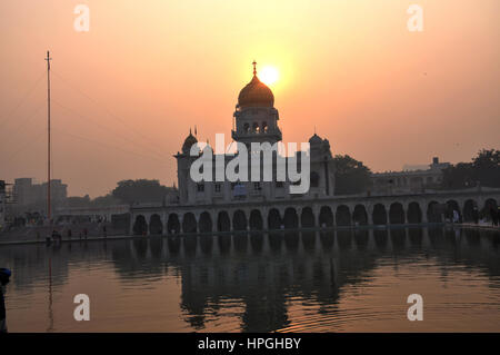 Abend schönes Foto, Historical Bangla Sahib Gurdwara ist in der Nähe der wichtigsten Connaught Ort in Delhi. (Copyright © Saji Maramon) Stockfoto