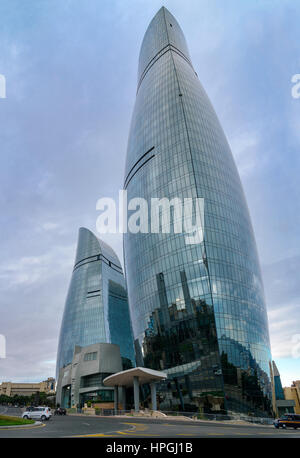 Baku, Aserbaidschan - 11. September 2016: Flame Towers. Türme bestehen aus drei Gebäuden; Süd, Ost und west. Höhe von 190 m Stockfoto