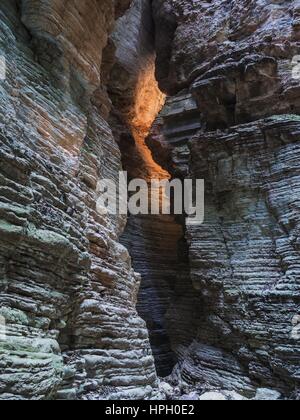 Felsschlucht in Umbrien (Mittelitalien, Europa) Stockfoto