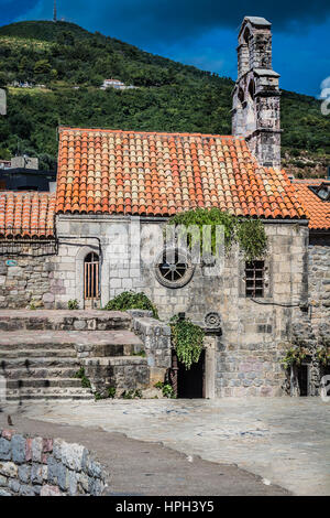 Alte Kirche in Montenegro, Stadt Budva statt. Stockfoto