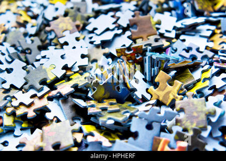 Jigsaw Puzzle-Teile als Hintergrund Stockfoto