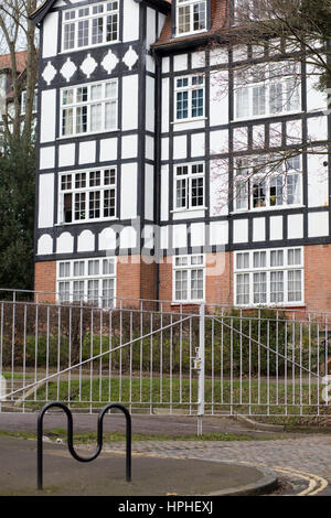 Holly Lodge Estate, Makepeace Villen, gated Community Wohnblocks, Highgate, London Stockfoto