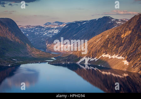 Djupvatnet See. Landschaft, Rv63, Straße zwischen Grotli und Geiranger, mehr Og Romsdal, Norwegen Stockfoto