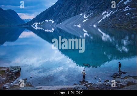 Djupvatnet See. Landschaft, Rv63, Straße zwischen Grotli und Geiranger, mehr Og Romsdal, Norwegen Stockfoto