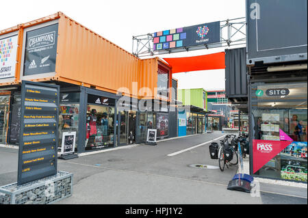 Christchurch, New Zealand - Februar 2016: Neustart "oder" Re: START Mall, ein Outdoor-Verkaufsfläche bestehend aus Geschäften und speichert in Containern Stockfoto