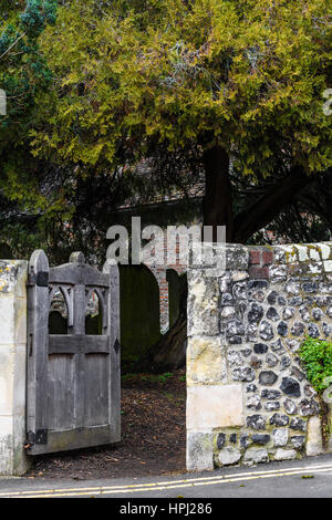 St.-Martins Kirche, Canterbury, England (heute Weltkulturerbe), die erste christliche Kirche in England, die älteste Pfarrkirche in Contin gegründet Stockfoto